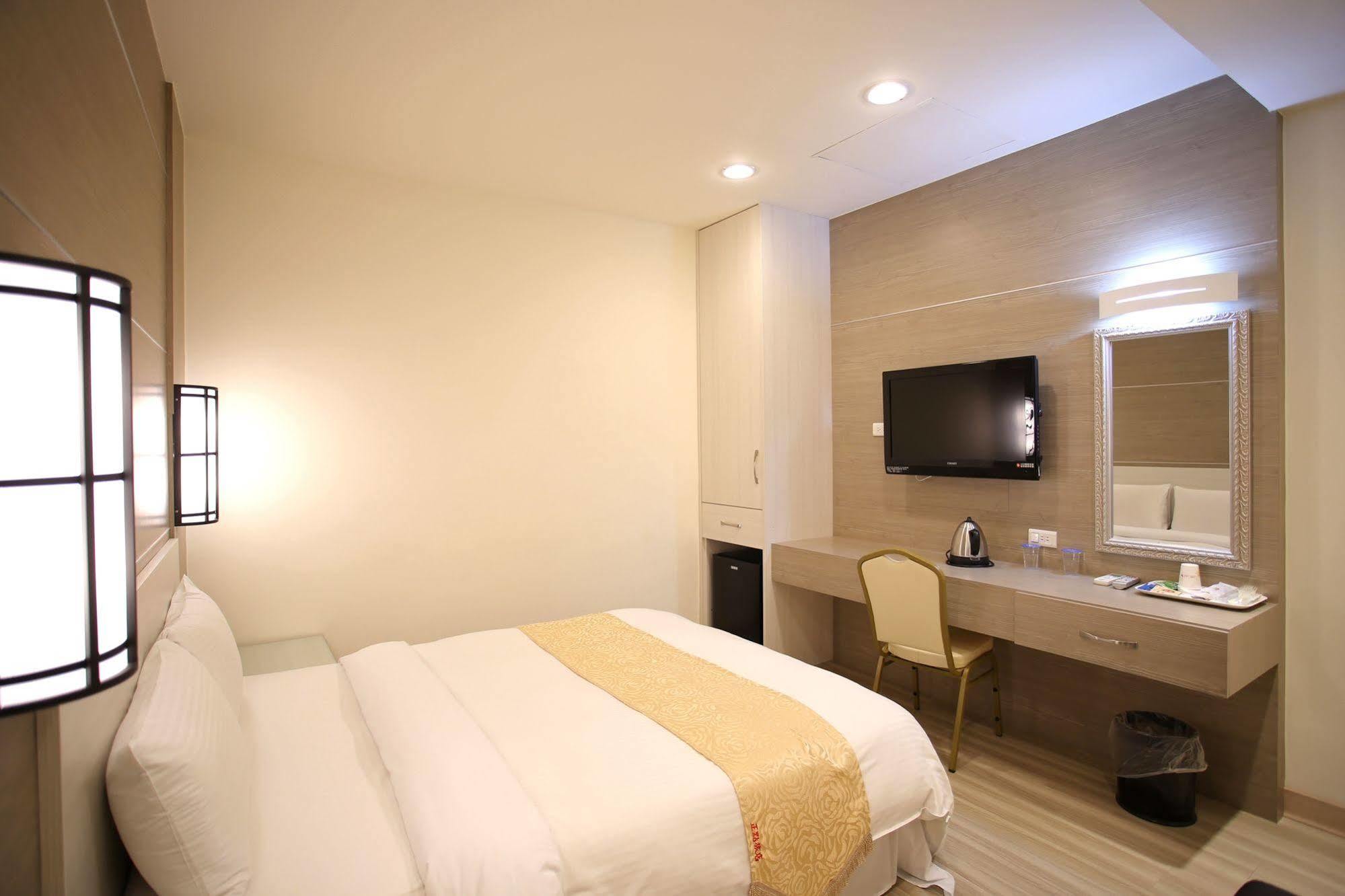 Chengdian Hotel Taipei Exterior photo